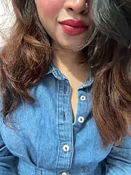 riya_sharma11 webcam