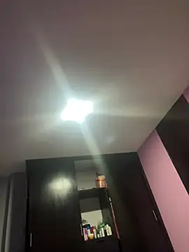 leila_moretti webcam