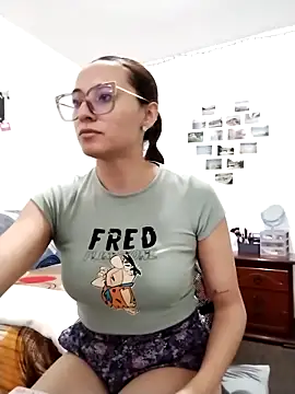 bellastorme04 webcam