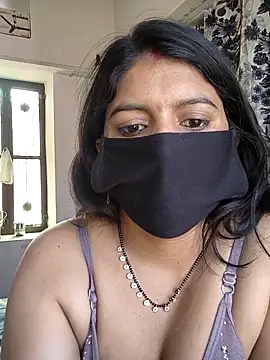 Funcouple0069 webcam