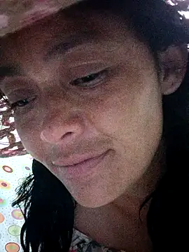 Webcam Model (sarayulith)  is live.Free join now!