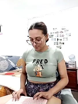 bellastorme04 webcam