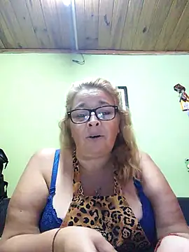 momismilf544 webcam