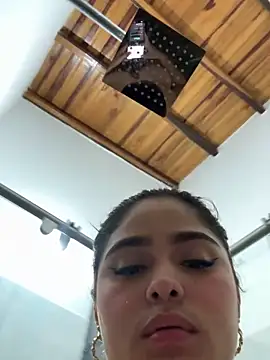 Sarasweet_sex webcam