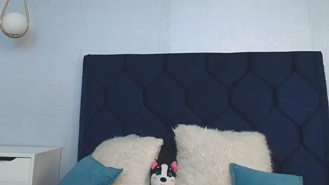 Cristal_London webcam