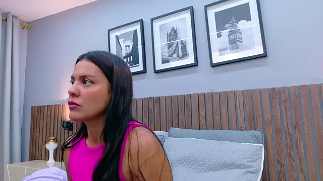 Mia_Bellefort webcam