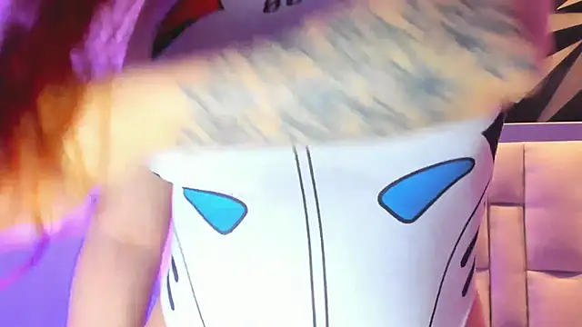 megan_whitee__ webcam