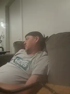 yourMasterisBored webcam