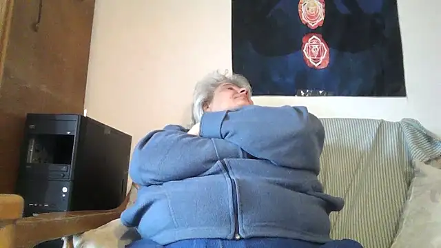 ExquisiteMature webcam