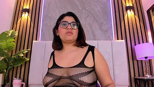 Carlotta_de_velour webcam