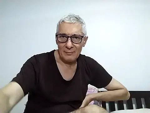 BIGUNCUTHARDCOCK webcam