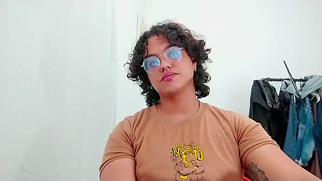 Diane_blossom webcam