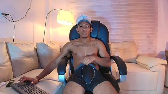 ricky_spensar23cm_ webcam