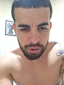 Cubanotatuado webcam