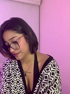 LilithMonette webcam