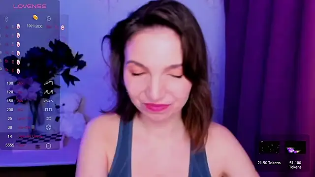 KindHazelHere_ webcam