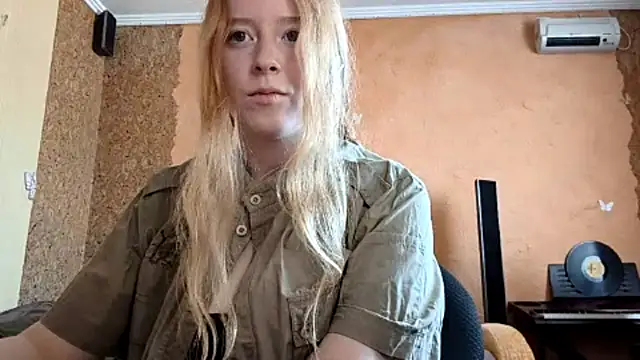 KateVibe_01 webcam