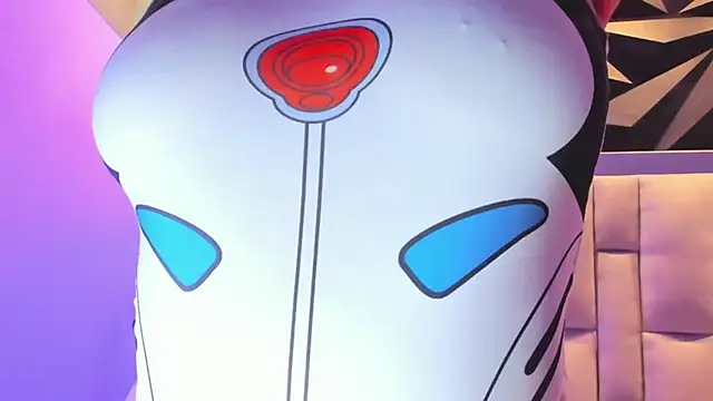 megan_whitee__ webcam