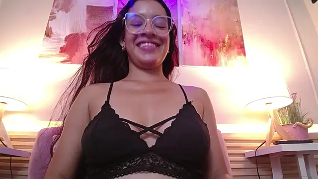 GagingBriana webcam