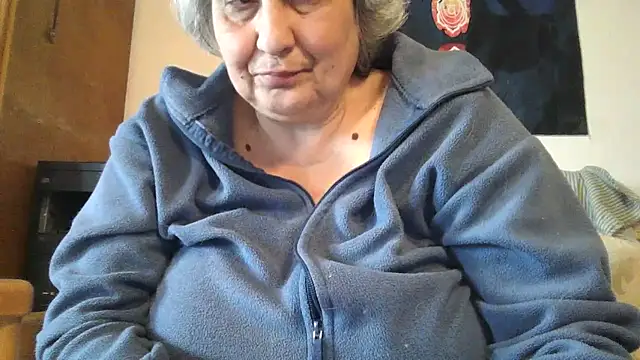 ExquisiteMature webcam