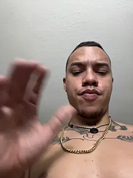 AlphaMasterXxx webcam