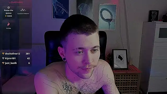 Thomas_Norton webcam