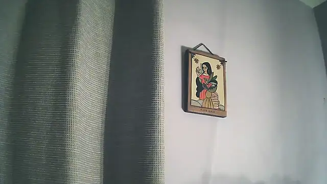 punkwhitebitchboy4rent webcam