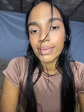 Webcam Model (FlorSalvaje_)  is live.Free join now!