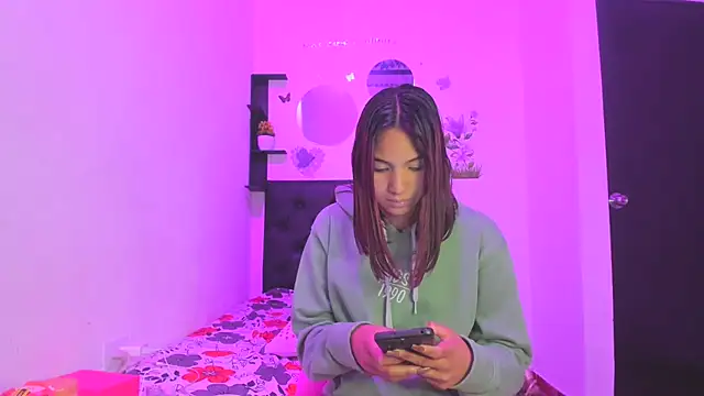 sapphire_brown20 webcam