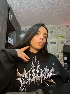 i_am_nina_ (F young) - BLOWJOB ON KNEES