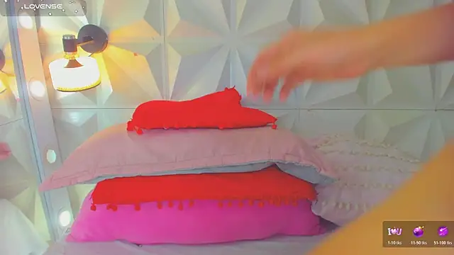 cute_latinaxxx webcam