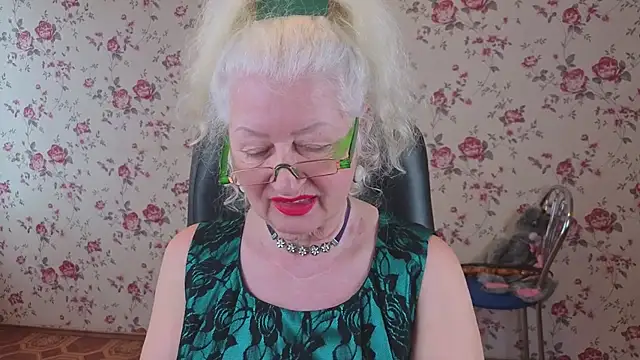 Maya_Mayflower webcam