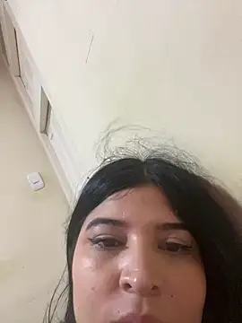 Webcam Model (Vliacoooper2) is live