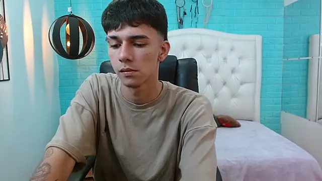 AmethystShadow17 webcam