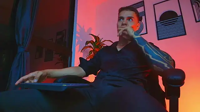 ALPHA_DOMINUS_ webcam