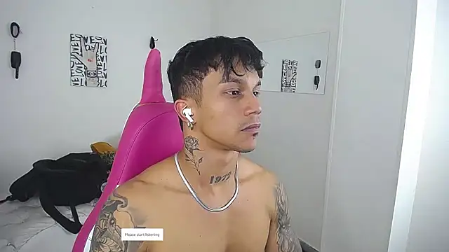 Leonard_Price live sex cam