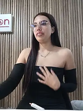 Valk_submissive webcam