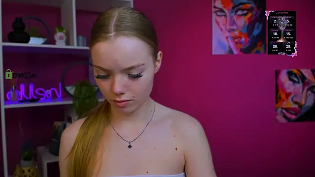maddy_moah webcam