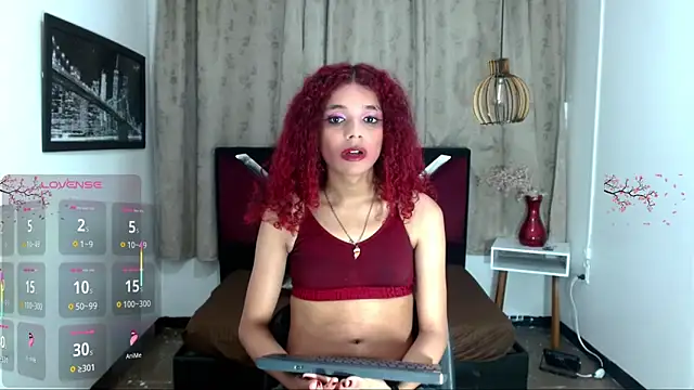 luisa__torres webcam