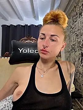 kylie_blck webcam