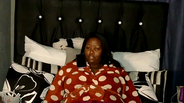 caramelbooty69 webcam