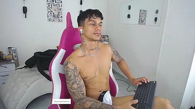 Leonard_Price webcam