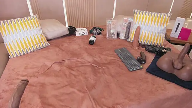 sabrina_shark_ webcam