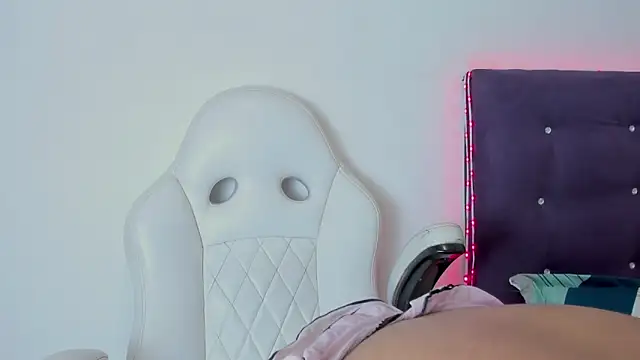 veronicaa_squirt webcam