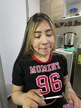 ManuelaVeeleez webcam