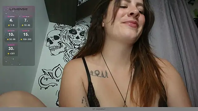 imsophiefox - ImSophieFox's free webcam - UK Sex Cams