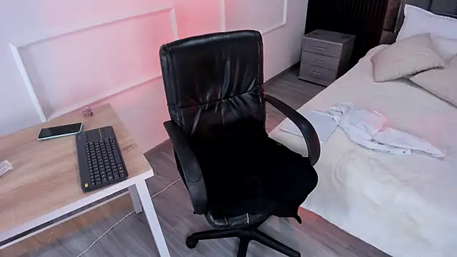 Sienarosewood webcam