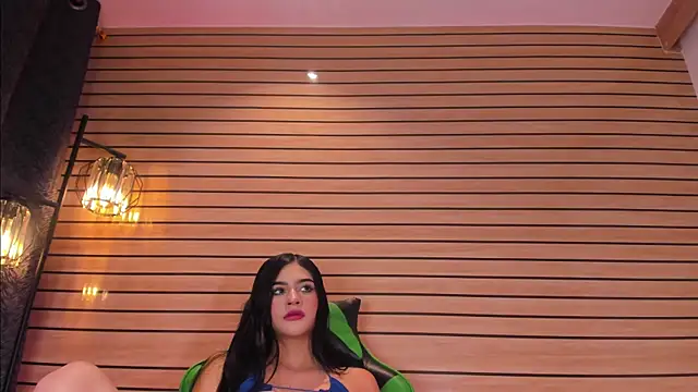 SweetLittleQueenBat webcam