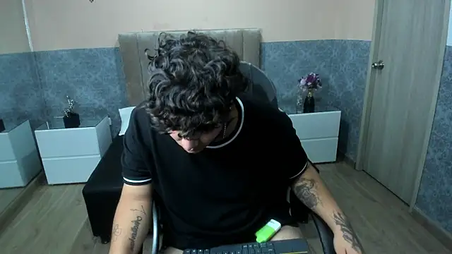 DAMON_SALVATTORE webcam