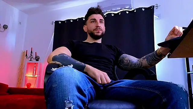 MightyAaron66 webcam